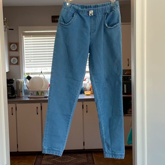 Girls Joe Fresh Jeans - Picture 2 of 3